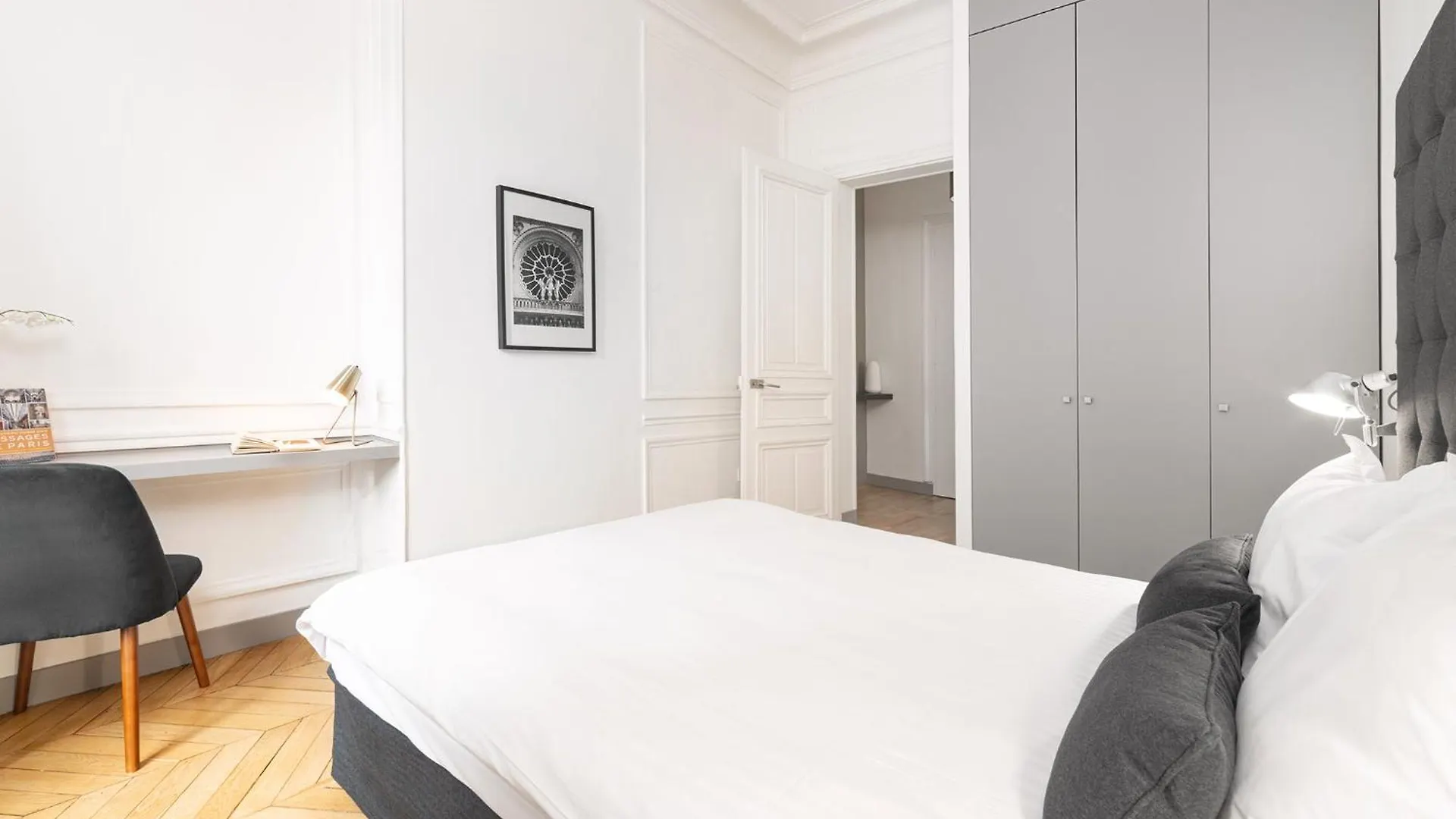Apartment Livinparis - Luxury 3 Bedrooms Le Louvre I *