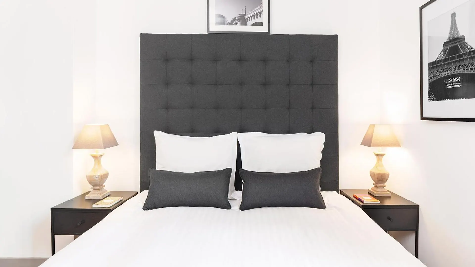 Livinparis - Luxury 3 Bedrooms Le Louvre I Apartment Paris