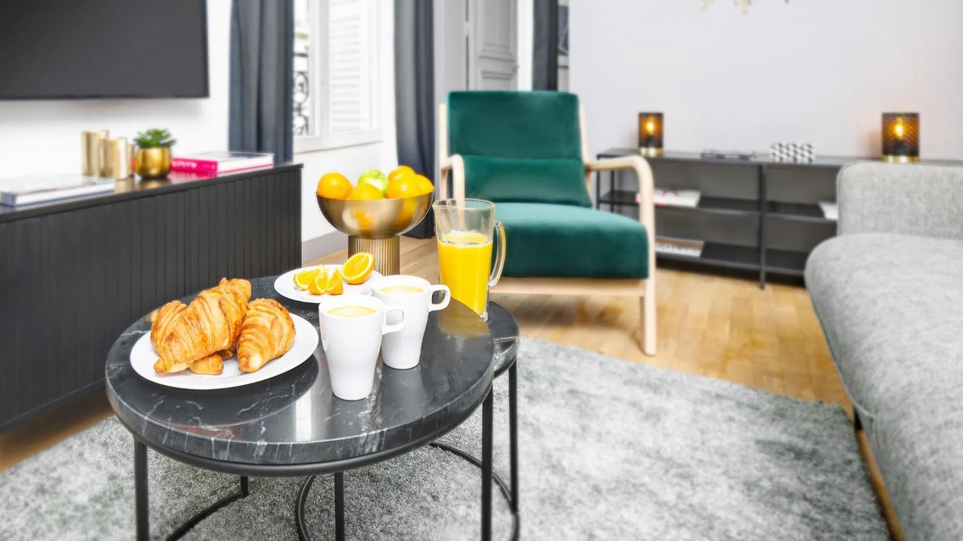 Livinparis - Luxury 3 Bedrooms Le Louvre I *